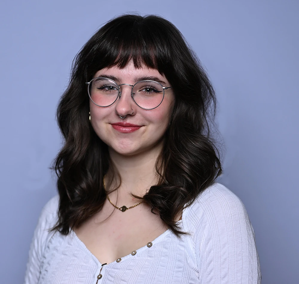 Tess Kazdin, Digital Editor