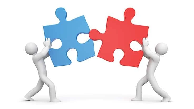 Puzzle pieces merger