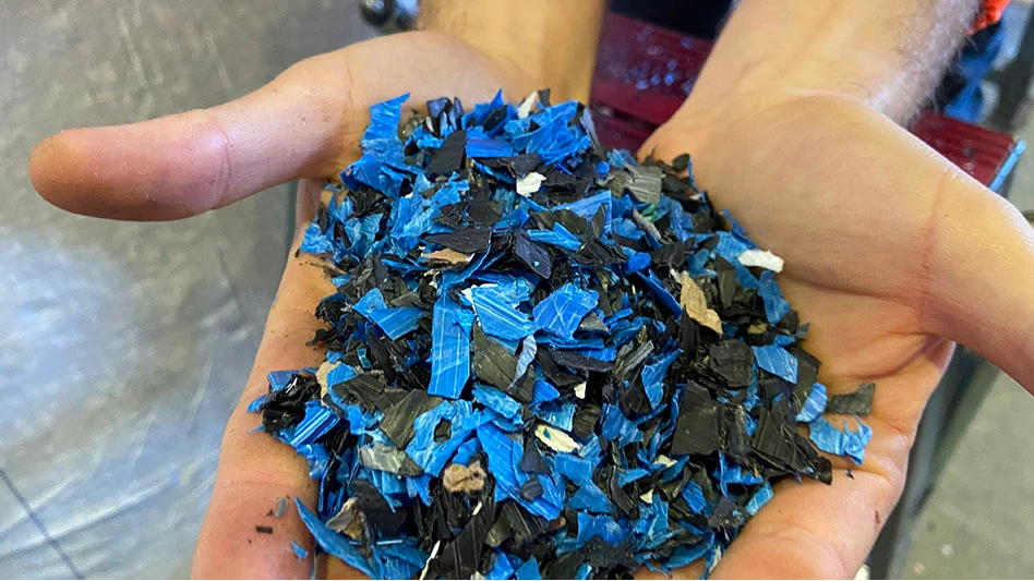 recycled plastic flakes